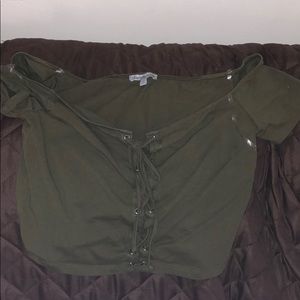 Crop tops that are great for summer !!